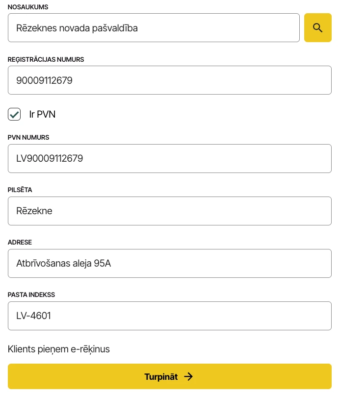 Adding a client: Rēzekne municipality name, registration number, VAT number, city, address and postal code, with a notice that the client accepts e-invoices